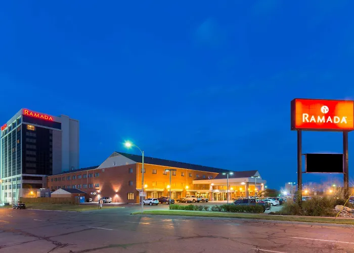 Ramada By Wyndham Topeka Downtown Hotel & Convention Center
